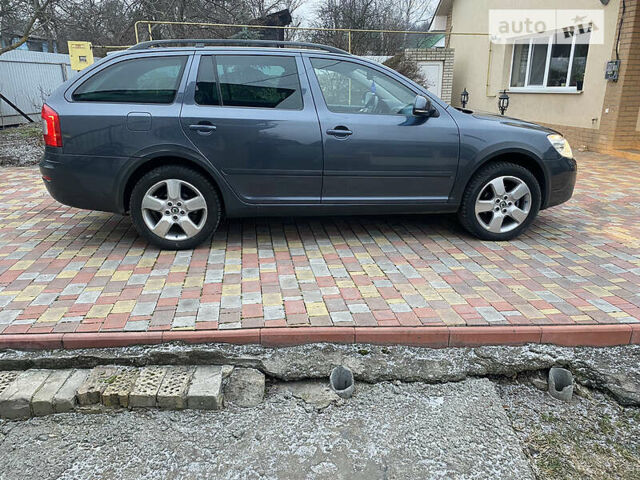 Сірий Шкода Octavia Scout, об'ємом двигуна 2 л та пробігом 206 тис. км за 10700 $, фото 18 на Automoto.ua