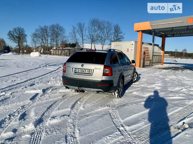 Сірий Шкода Octavia Scout, об'ємом двигуна 1.8 л та пробігом 344 тис. км за 7999 $, фото 4 на Automoto.ua