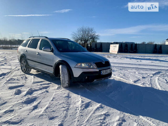 Сірий Шкода Octavia Scout, об'ємом двигуна 1.8 л та пробігом 344 тис. км за 7999 $, фото 2 на Automoto.ua