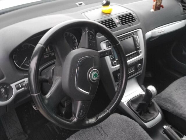 Сірий Шкода Octavia Scout, об'ємом двигуна 1.8 л та пробігом 225 тис. км за 9033 $, фото 7 на Automoto.ua