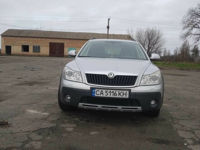 Сірий Шкода Octavia Scout, об'ємом двигуна 1.8 л та пробігом 225 тис. км за 9033 $, фото 12 на Automoto.ua