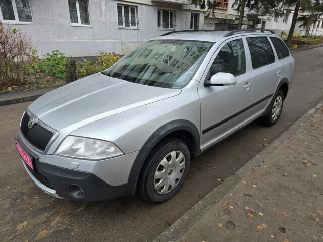 Сірий Шкода Octavia Scout, об'ємом двигуна 1.6 л та пробігом 211 тис. км за 7500 $, фото 14 на Automoto.ua