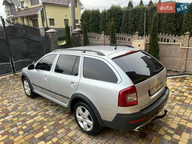 Серый Шкода Октавия Скаут, объемом двигателя 2 л и пробегом 230 тыс. км за 8990 $, фото 11 на Automoto.ua