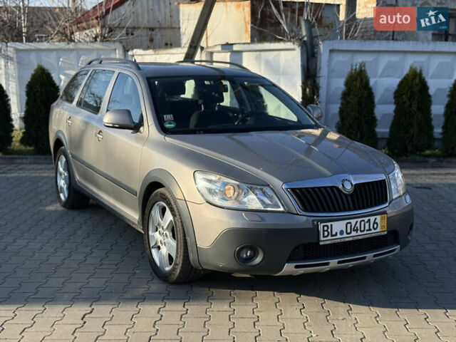 Сірий Шкода Octavia Scout, об'ємом двигуна 1.8 л та пробігом 202 тис. км за 8200 $, фото 4 на Automoto.ua