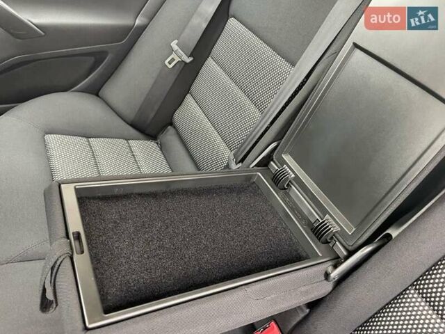Серый Шкода Октавия Скаут, объемом двигателя 1.8 л и пробегом 212 тыс. км за 8500 $, фото 37 на Automoto.ua