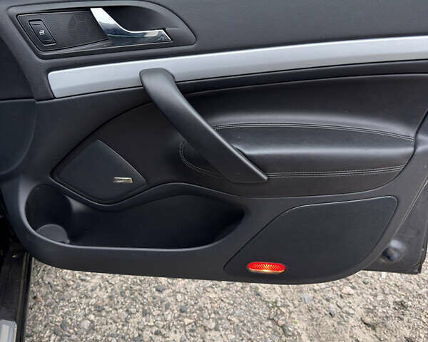 Сірий Шкода Octavia Scout, об'ємом двигуна 2 л та пробігом 282 тис. км за 10800 $, фото 6 на Automoto.ua