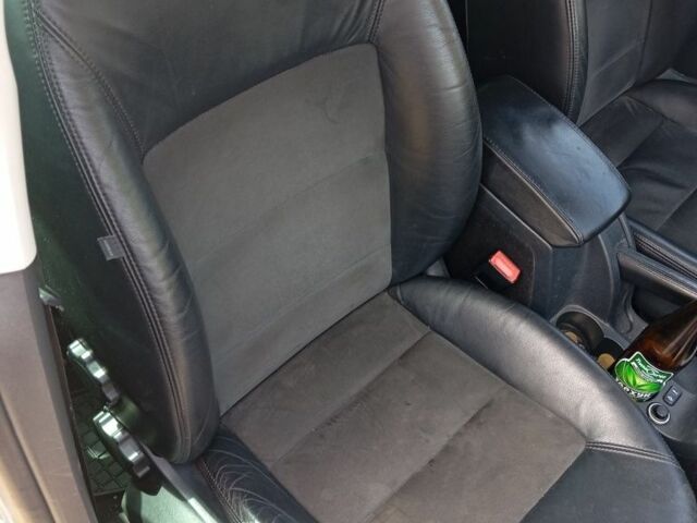 Серый Шкода Октавия Скаут, объемом двигателя 2 л и пробегом 256 тыс. км за 9000 $, фото 7 на Automoto.ua