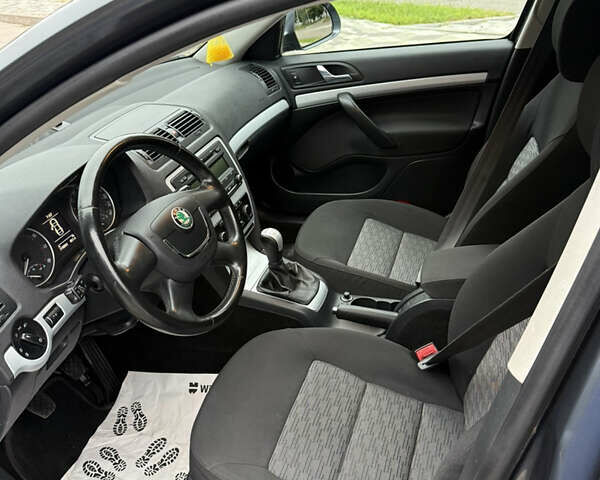 Сірий Шкода Octavia Scout, об'ємом двигуна 1.8 л та пробігом 219 тис. км за 7750 $, фото 11 на Automoto.ua