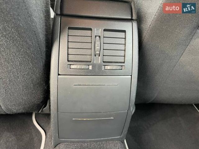 Серый Шкода Октавия Скаут, объемом двигателя 1.8 л и пробегом 214 тыс. км за 8500 $, фото 43 на Automoto.ua