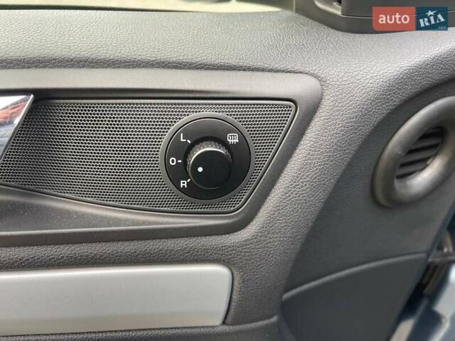 Серый Шкода Октавия Скаут, объемом двигателя 1.8 л и пробегом 214 тыс. км за 8500 $, фото 21 на Automoto.ua