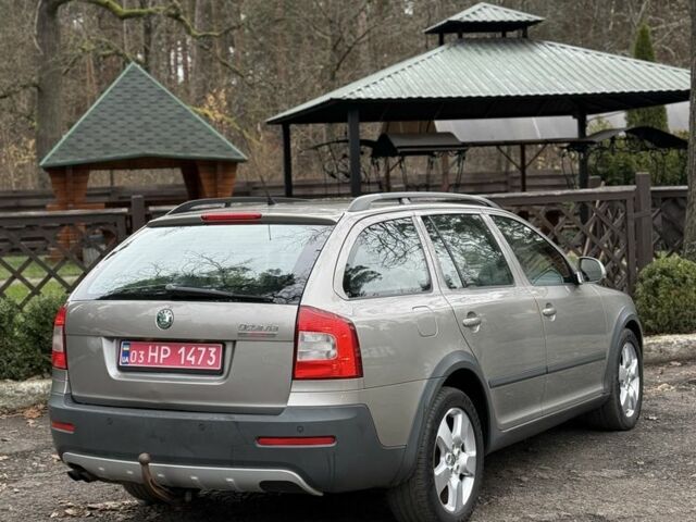 Сірий Шкода Octavia Scout, об'ємом двигуна 1.8 л та пробігом 200 тис. км за 8300 $, фото 2 на Automoto.ua