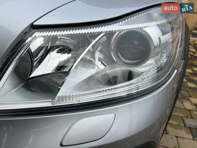 Серый Шкода Октавия Скаут, объемом двигателя 2 л и пробегом 230 тыс. км за 8990 $, фото 16 на Automoto.ua