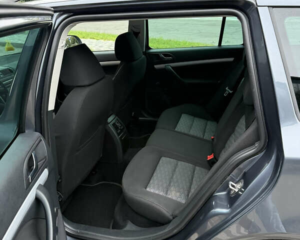 Сірий Шкода Octavia Scout, об'ємом двигуна 1.8 л та пробігом 219 тис. км за 7750 $, фото 14 на Automoto.ua