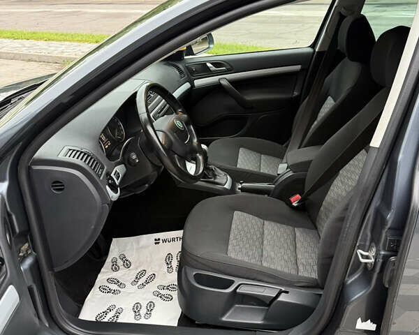 Сірий Шкода Octavia Scout, об'ємом двигуна 1.8 л та пробігом 219 тис. км за 7750 $, фото 13 на Automoto.ua