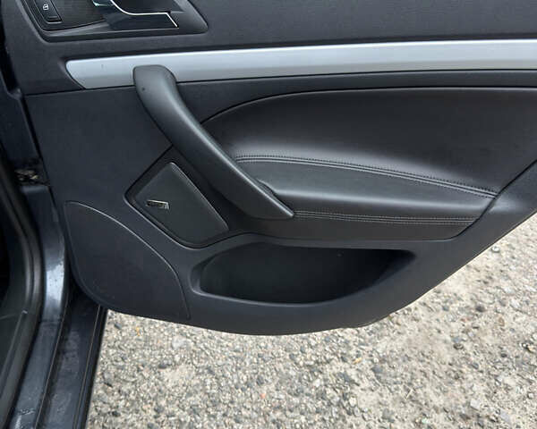 Сірий Шкода Octavia Scout, об'ємом двигуна 2 л та пробігом 282 тис. км за 10800 $, фото 7 на Automoto.ua