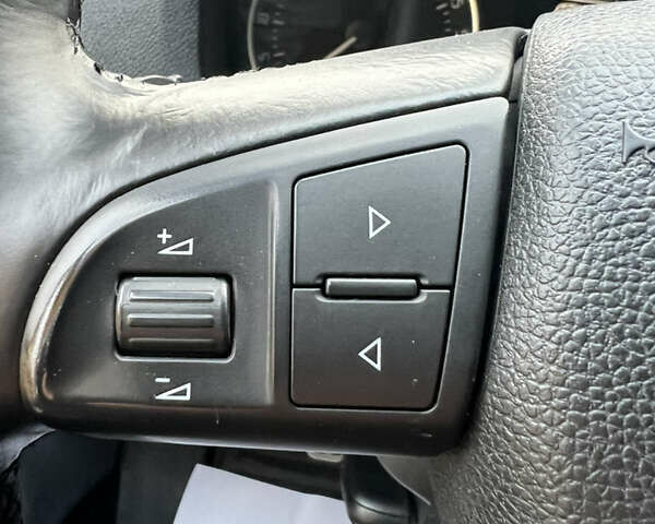 Серый Шкода Октавия Скаут, объемом двигателя 2 л и пробегом 230 тыс. км за 8990 $, фото 23 на Automoto.ua