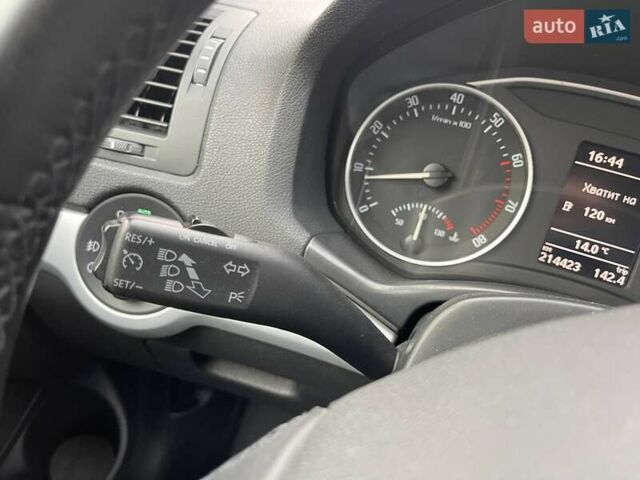 Серый Шкода Октавия Скаут, объемом двигателя 1.8 л и пробегом 214 тыс. км за 8500 $, фото 24 на Automoto.ua