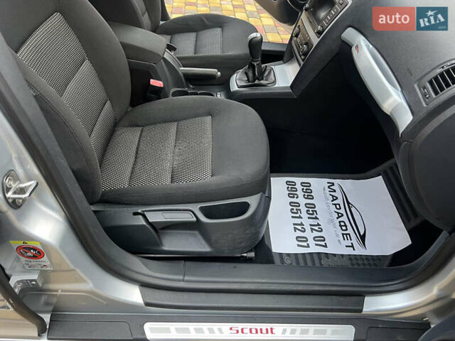 Серый Шкода Октавия Скаут, объемом двигателя 2 л и пробегом 230 тыс. км за 8990 $, фото 36 на Automoto.ua