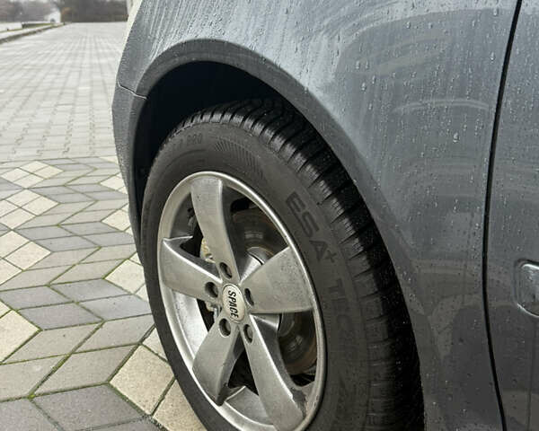 Сірий Шкода Octavia Scout, об'ємом двигуна 1.8 л та пробігом 219 тис. км за 7750 $, фото 25 на Automoto.ua