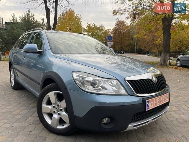Серый Шкода Октавия Скаут, объемом двигателя 1.8 л и пробегом 214 тыс. км за 8500 $, фото 1 на Automoto.ua