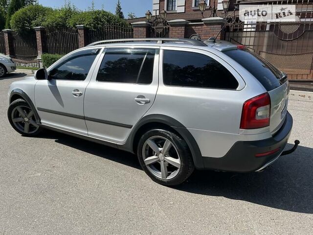 Сірий Шкода Octavia Scout, об'ємом двигуна 2 л та пробігом 255 тис. км за 11500 $, фото 3 на Automoto.ua