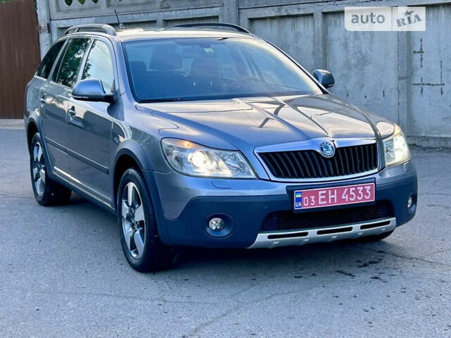 Сірий Шкода Octavia Scout, об'ємом двигуна 1.8 л та пробігом 185 тис. км за 10900 $, фото 14 на Automoto.ua