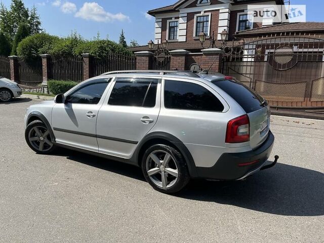 Сірий Шкода Octavia Scout, об'ємом двигуна 2 л та пробігом 255 тис. км за 11500 $, фото 8 на Automoto.ua