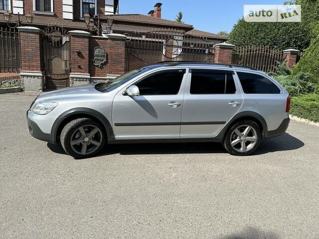 Сірий Шкода Octavia Scout, об'ємом двигуна 2 л та пробігом 255 тис. км за 11500 $, фото 12 на Automoto.ua