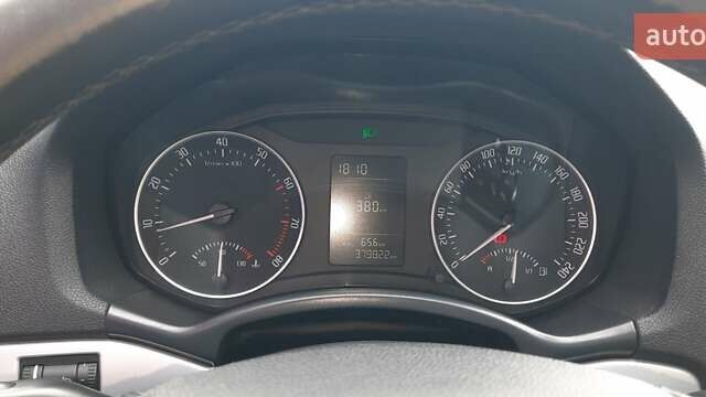 Сірий Шкода Octavia Scout, об'ємом двигуна 1.8 л та пробігом 390 тис. км за 7500 $, фото 5 на Automoto.ua