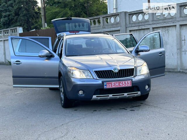 Сірий Шкода Octavia Scout, об'ємом двигуна 1.8 л та пробігом 185 тис. км за 10900 $, фото 16 на Automoto.ua