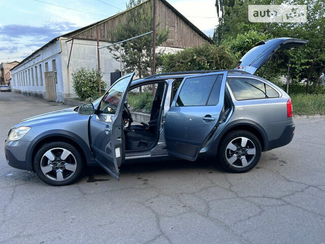 Сірий Шкода Octavia Scout, об'ємом двигуна 1.8 л та пробігом 185 тис. км за 10900 $, фото 19 на Automoto.ua