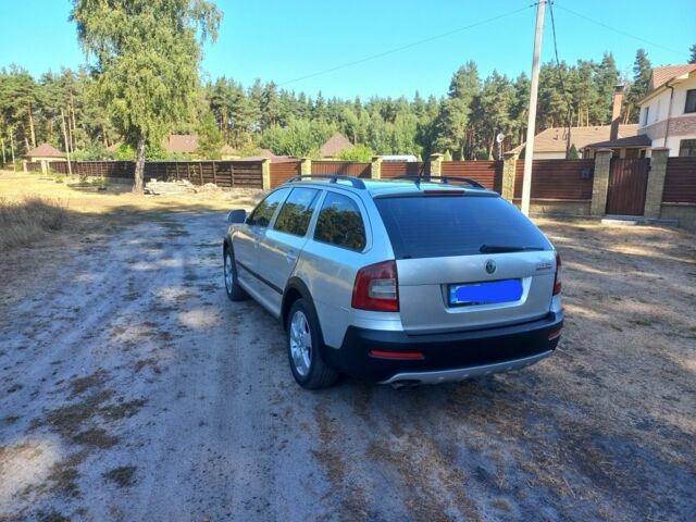 Сірий Шкода Octavia Scout, об'ємом двигуна 0 л та пробігом 224 тис. км за 7750 $, фото 2 на Automoto.ua