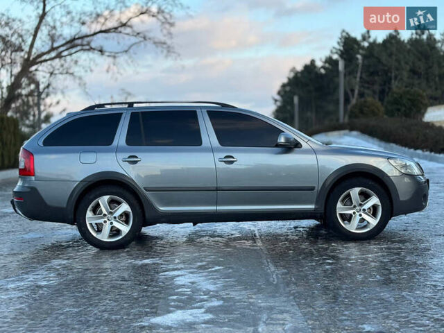 Серый Шкода Октавия Скаут, объемом двигателя 2 л и пробегом 264 тыс. км за 10900 $, фото 8 на Automoto.ua