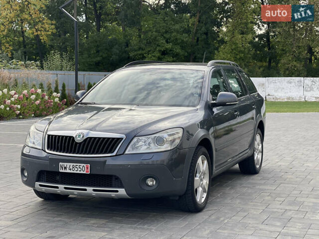 Сірий Шкода Octavia Scout, об'ємом двигуна 1.8 л та пробігом 255 тис. км за 7900 $, фото 2 на Automoto.ua