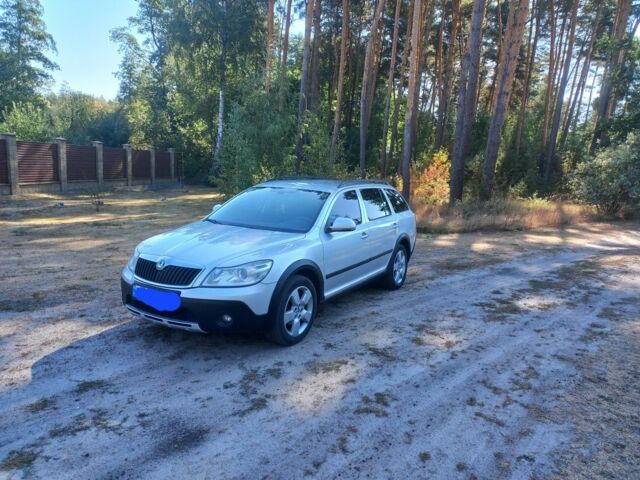 Сірий Шкода Octavia Scout, об'ємом двигуна 0 л та пробігом 224 тис. км за 7750 $, фото 1 на Automoto.ua