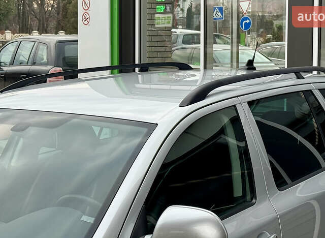 Серый Шкода Октавия Скаут, объемом двигателя 2 л и пробегом 175 тыс. км за 12999 $, фото 16 на Automoto.ua