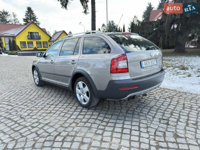 Сірий Шкода Octavia Scout, об'ємом двигуна 2 л та пробігом 246 тис. км за 10950 $, фото 58 на Automoto.ua