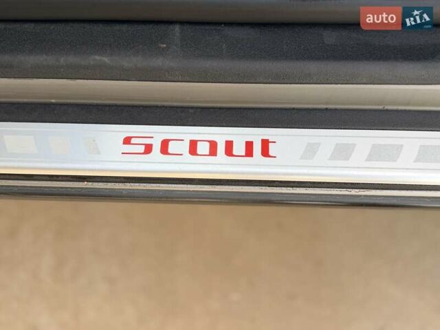 Серый Шкода Октавия Скаут, объемом двигателя 2 л и пробегом 191 тыс. км за 13600 $, фото 43 на Automoto.ua