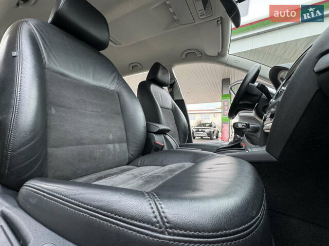 Серый Шкода Октавия Скаут, объемом двигателя 2 л и пробегом 175 тыс. км за 12999 $, фото 47 на Automoto.ua