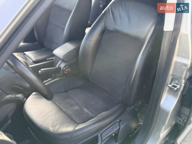 Серый Шкода Октавия Скаут, объемом двигателя 2 л и пробегом 191 тыс. км за 13600 $, фото 46 на Automoto.ua