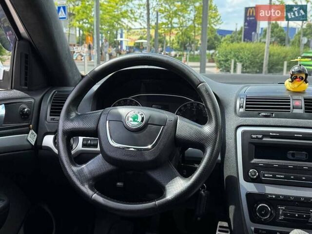 Сірий Шкода Octavia Scout, об'ємом двигуна 1.97 л та пробігом 253 тис. км за 11490 $, фото 12 на Automoto.ua
