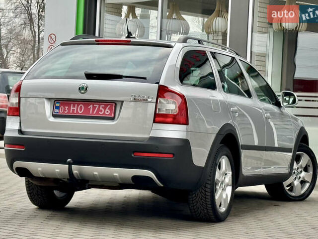 Серый Шкода Октавия Скаут, объемом двигателя 2 л и пробегом 175 тыс. км за 12999 $, фото 20 на Automoto.ua
