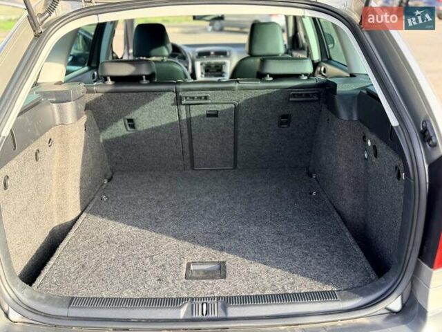 Серый Шкода Октавия Скаут, объемом двигателя 2 л и пробегом 191 тыс. км за 13600 $, фото 53 на Automoto.ua