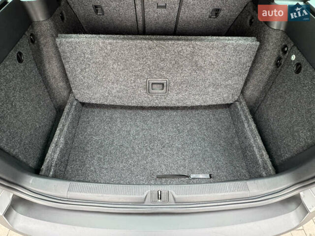 Серый Шкода Октавия Скаут, объемом двигателя 2 л и пробегом 175 тыс. км за 12999 $, фото 39 на Automoto.ua