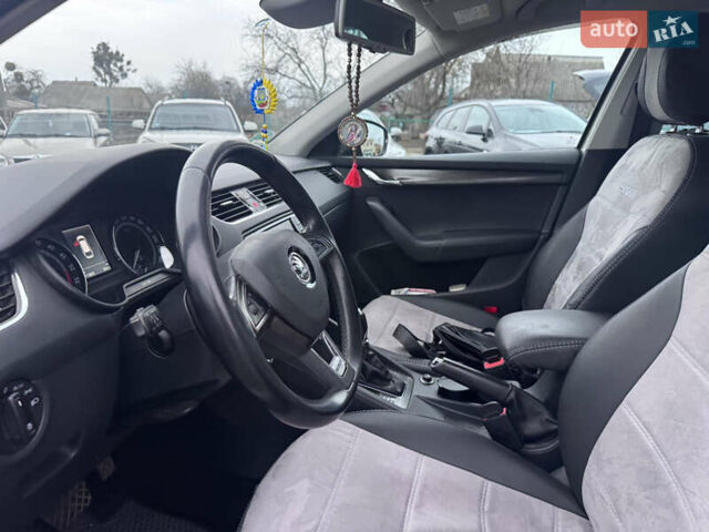 Серый Шкода Октавия Скаут, объемом двигателя 2 л и пробегом 220 тыс. км за 15700 $, фото 31 на Automoto.ua