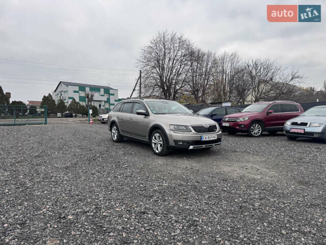 Серый Шкода Октавия Скаут, объемом двигателя 2 л и пробегом 220 тыс. км за 15700 $, фото 13 на Automoto.ua