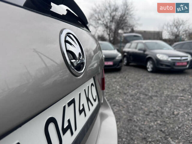 Серый Шкода Октавия Скаут, объемом двигателя 2 л и пробегом 220 тыс. км за 15700 $, фото 24 на Automoto.ua