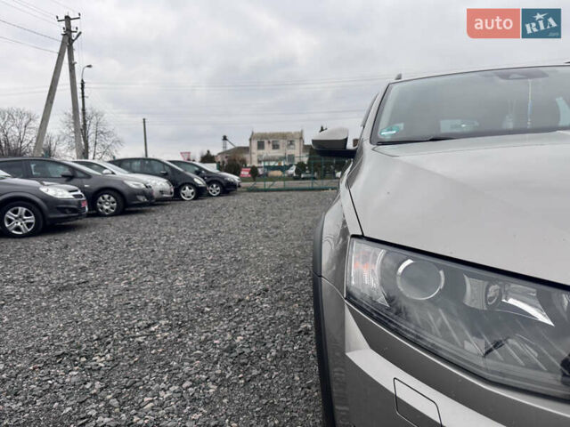 Серый Шкода Октавия Скаут, объемом двигателя 2 л и пробегом 220 тыс. км за 15700 $, фото 12 на Automoto.ua