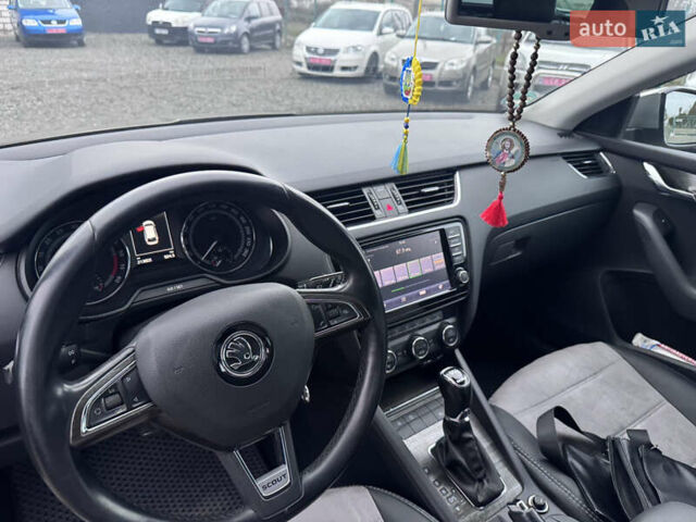 Серый Шкода Октавия Скаут, объемом двигателя 2 л и пробегом 220 тыс. км за 15700 $, фото 30 на Automoto.ua