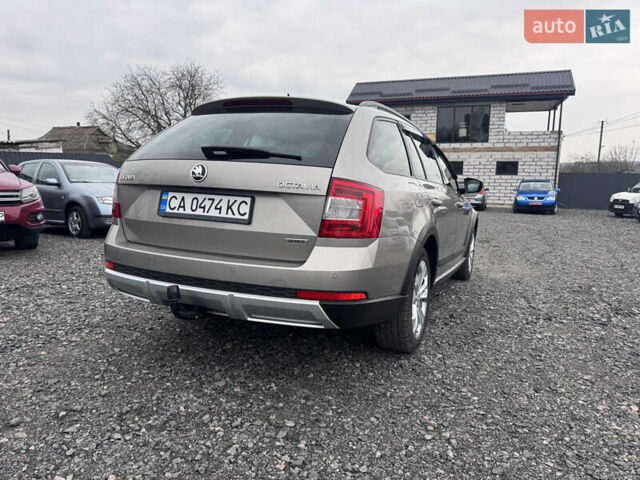 Серый Шкода Октавия Скаут, объемом двигателя 2 л и пробегом 220 тыс. км за 15700 $, фото 17 на Automoto.ua